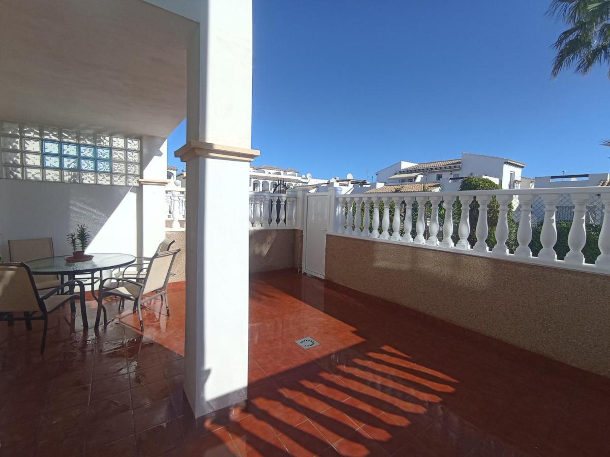 Spectacular Apartment In Punta Prima Alicante Exterior photo